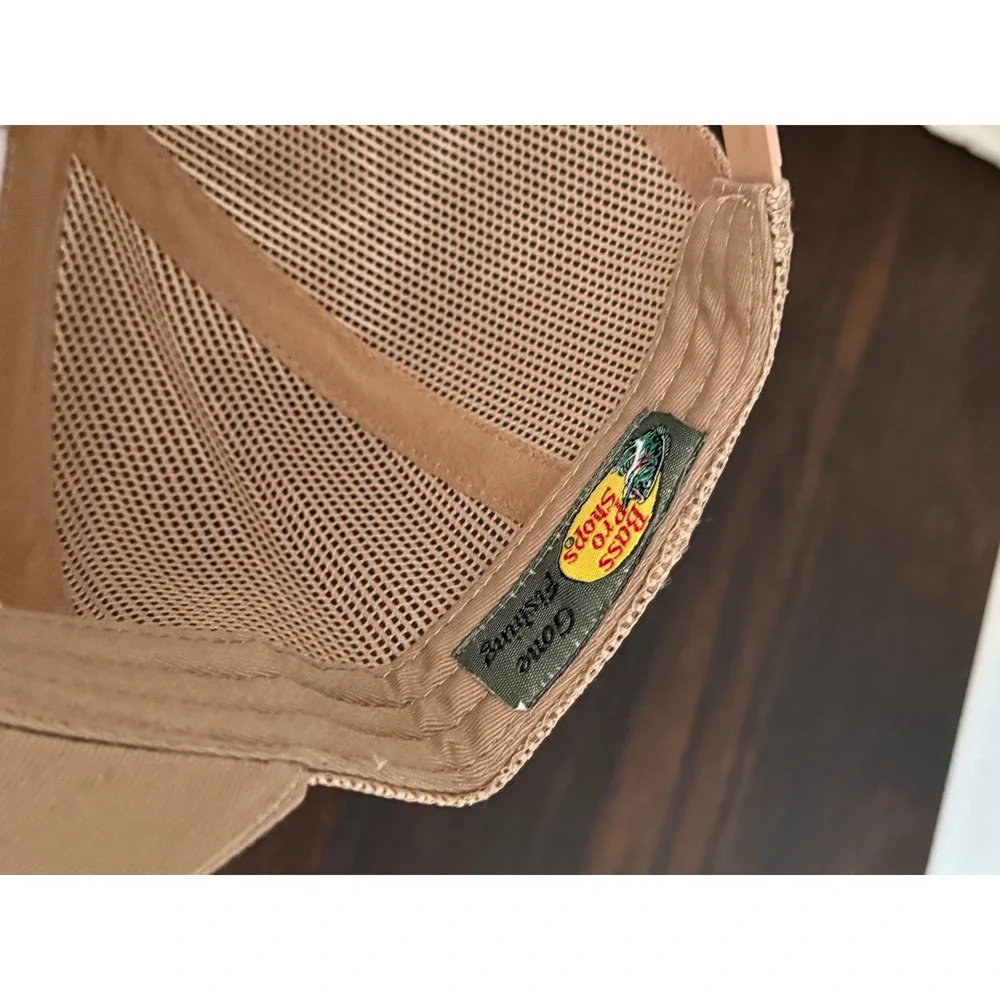 Bass Pro Shops Trucker Hat Tan Brown Mesh Back Snapback Fishing Cap OSFM